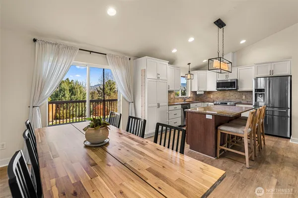 $555,000 | 2063 Lasso Drive, Wenatchee, WA 98801