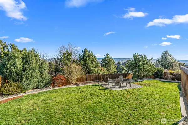 $555,000 | 2063 Lasso Drive, Wenatchee, WA 98801