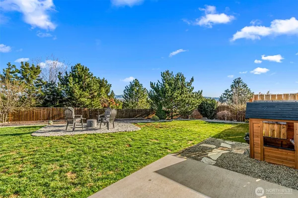 $555,000 | 2063 Lasso Drive, Wenatchee, WA 98801