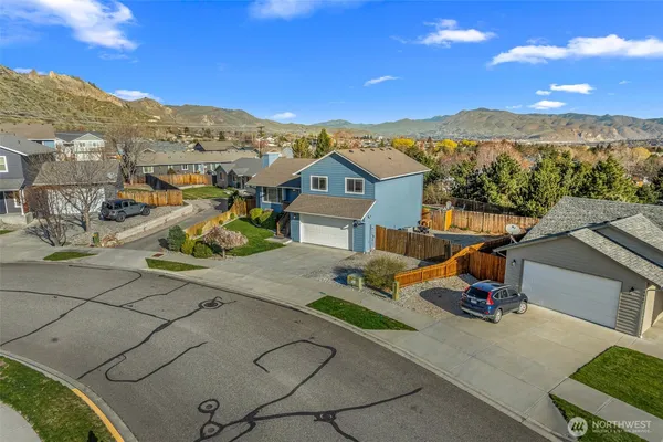 $555,000 | 2063 Lasso Drive, Wenatchee, WA 98801