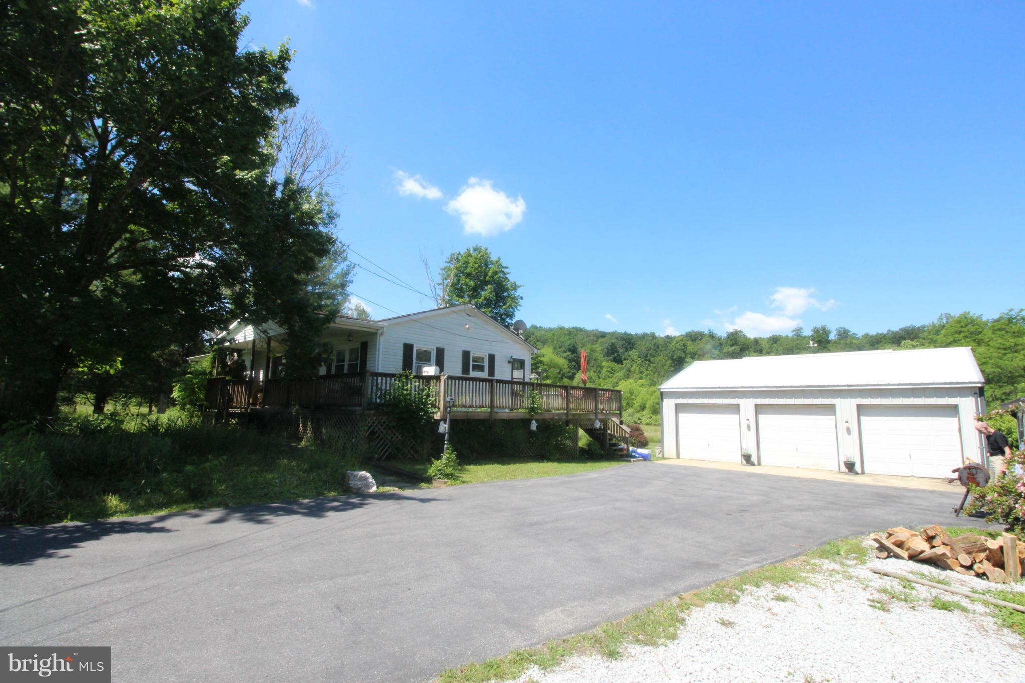 3740 Chestnut Grove Road Keedysville, MD 21756 - Photo 4 of 30 Exterior (Front)