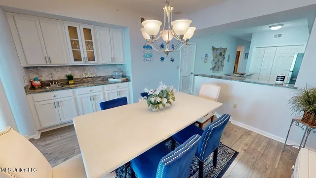 $2,995 | 2228 Beach Drive, Unit 1305, Gulfport, MS 39507