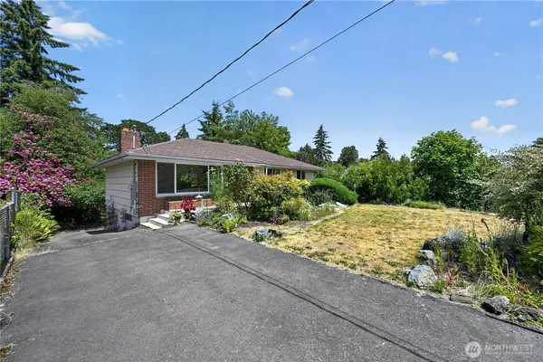 $560,000 | 9325 North Lake Drive Southwest, Lakewood, WA 98498