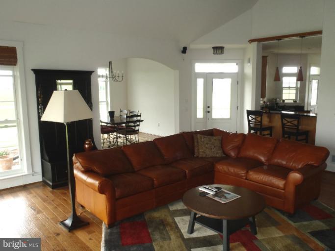 5059 Walnut Grove Road Taneytown, MD 21787 - Photo 16 of 18 Family Room
