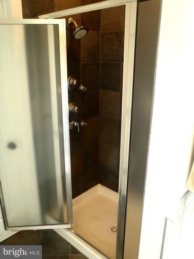 5059 Walnut Grove Road Taneytown, MD 21787 - Photo 5 of 18 Bath (Master)