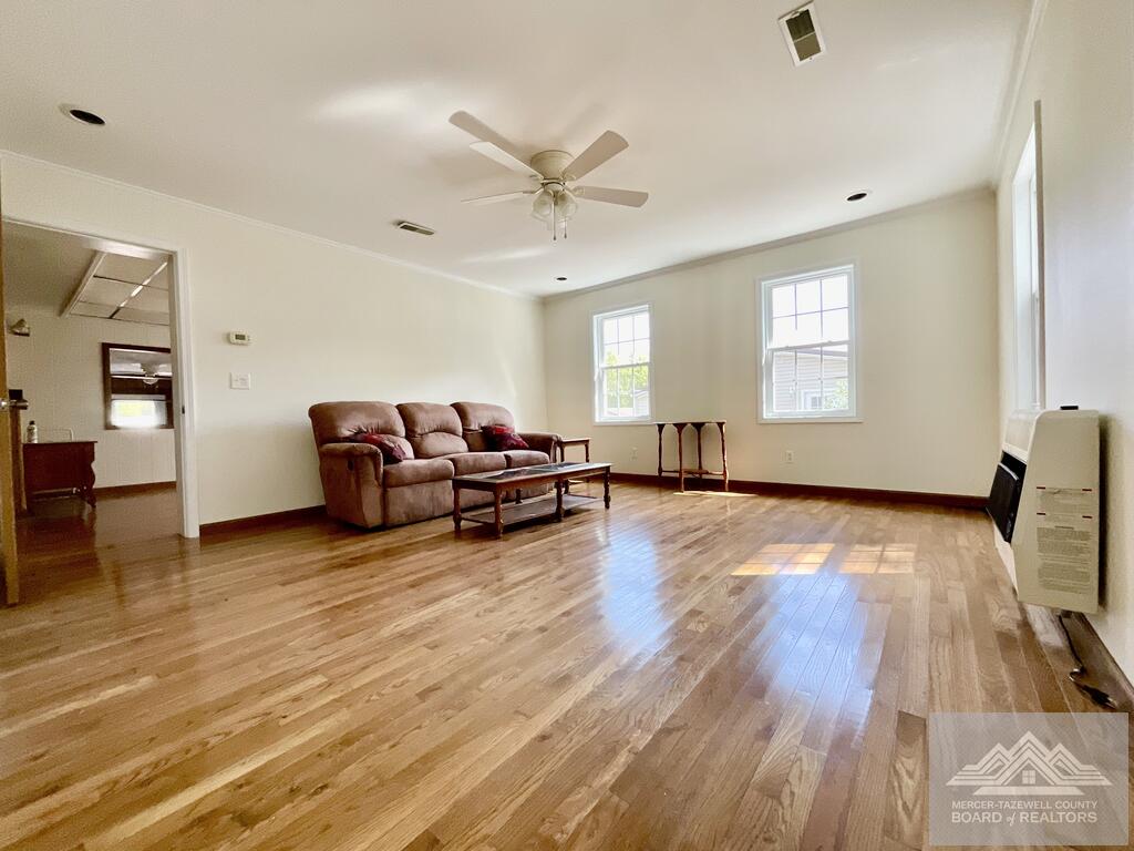 260-266 Periwinkle Road Princeton, WV 24739 - Photo 6 of 31 Gallery Image 6