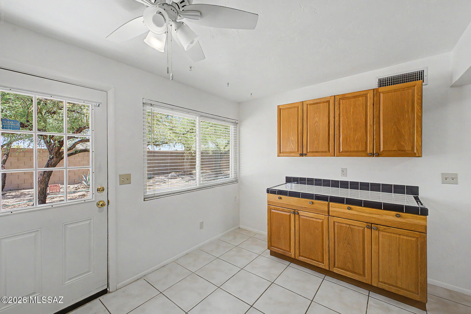 9652 East Stella Road Tucson, AZ 85730 - Photo 8 of 29
