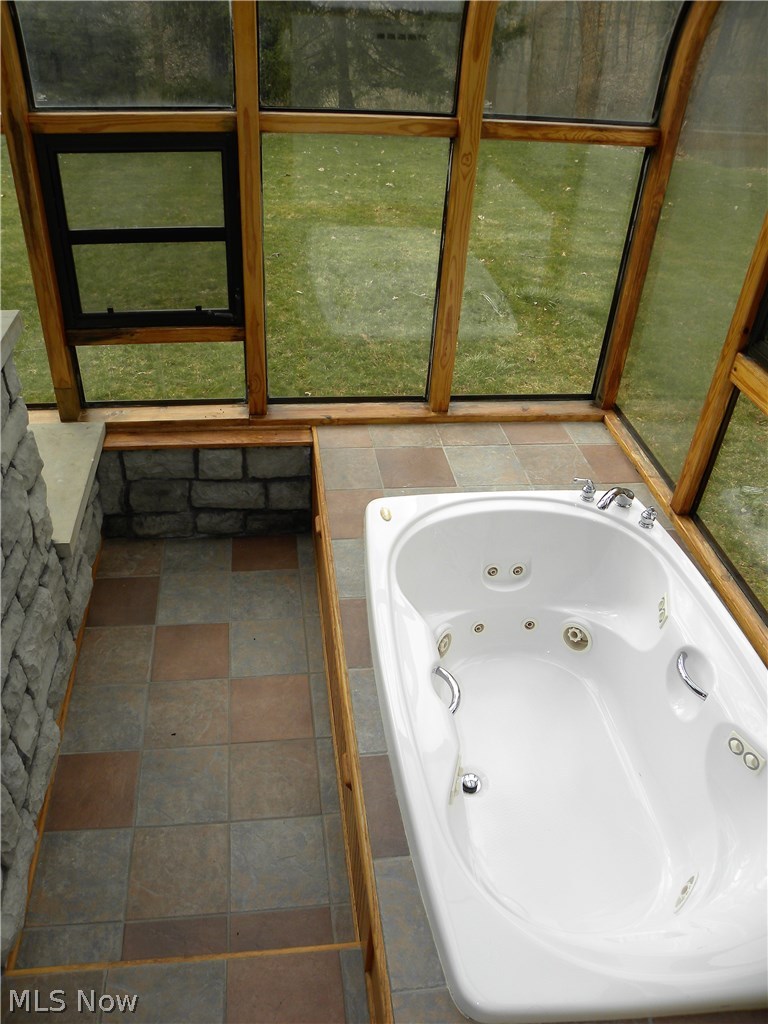 44955 Hughes Road Oberlin, OH 44074 - Photo 15 of 33 Gallery Image 15