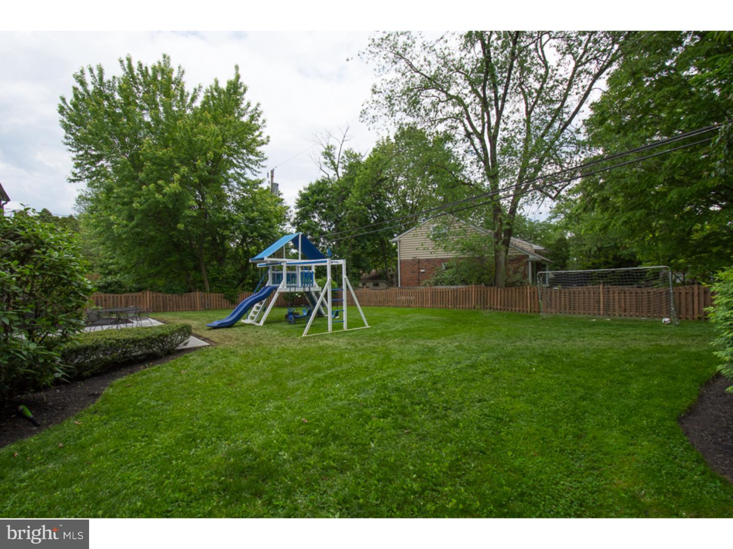 701 Fordham Road Bala Cynwyd, PA 19004 - Photo 2 of 24 Back Yard
