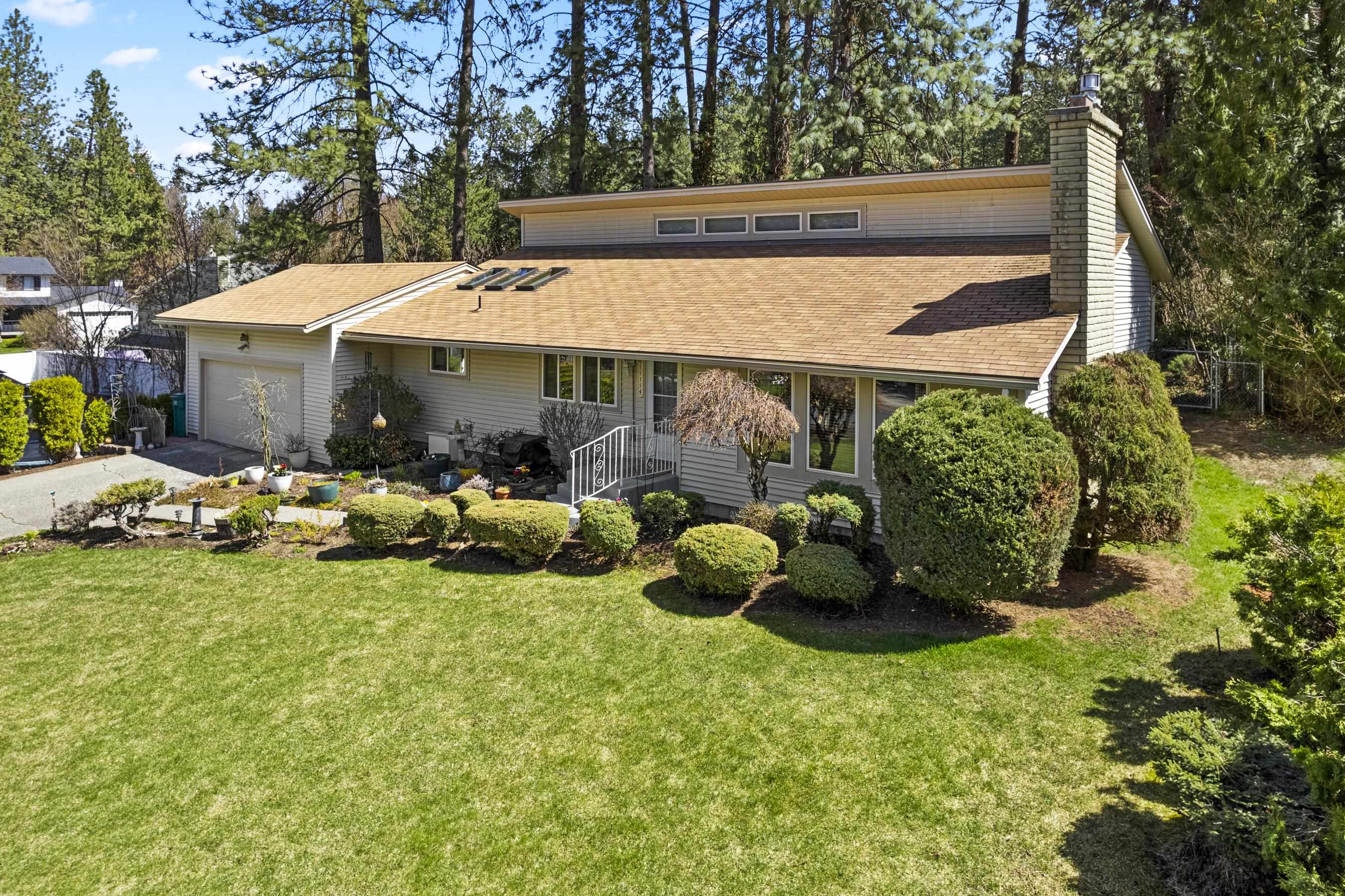 11114 North Astor Road Spokane, WA 99218 - Photo 2 of 47
