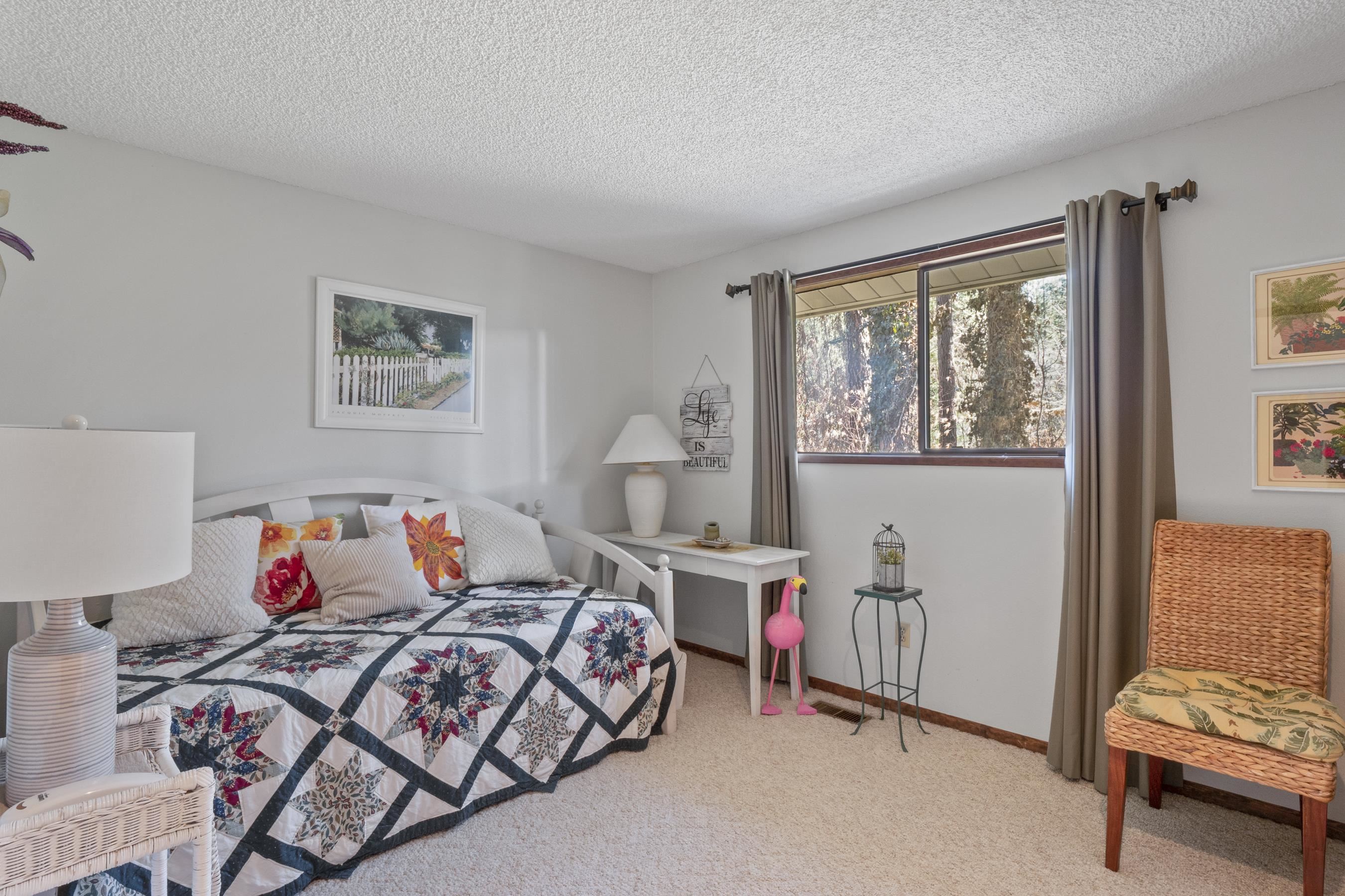 11114 North Astor Road Spokane, WA 99218 - Photo 23 of 47