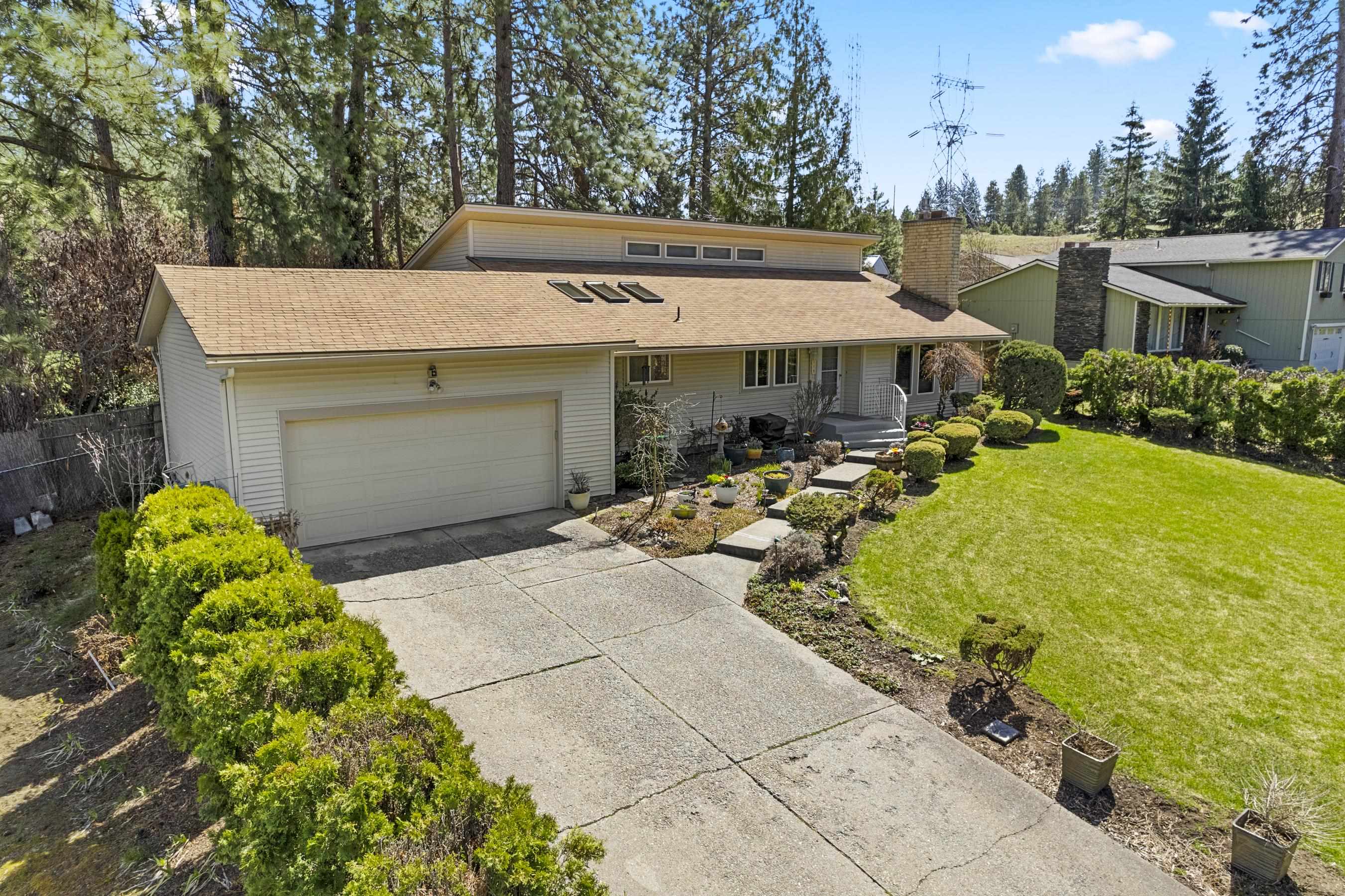 11114 North Astor Road Spokane, WA 99218 - Photo 3 of 47