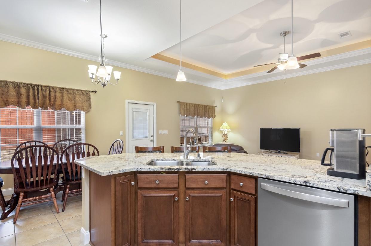 4404 Mirada Way Crestview, FL 32539 - Photo 6 of 36 Gallery Image 6