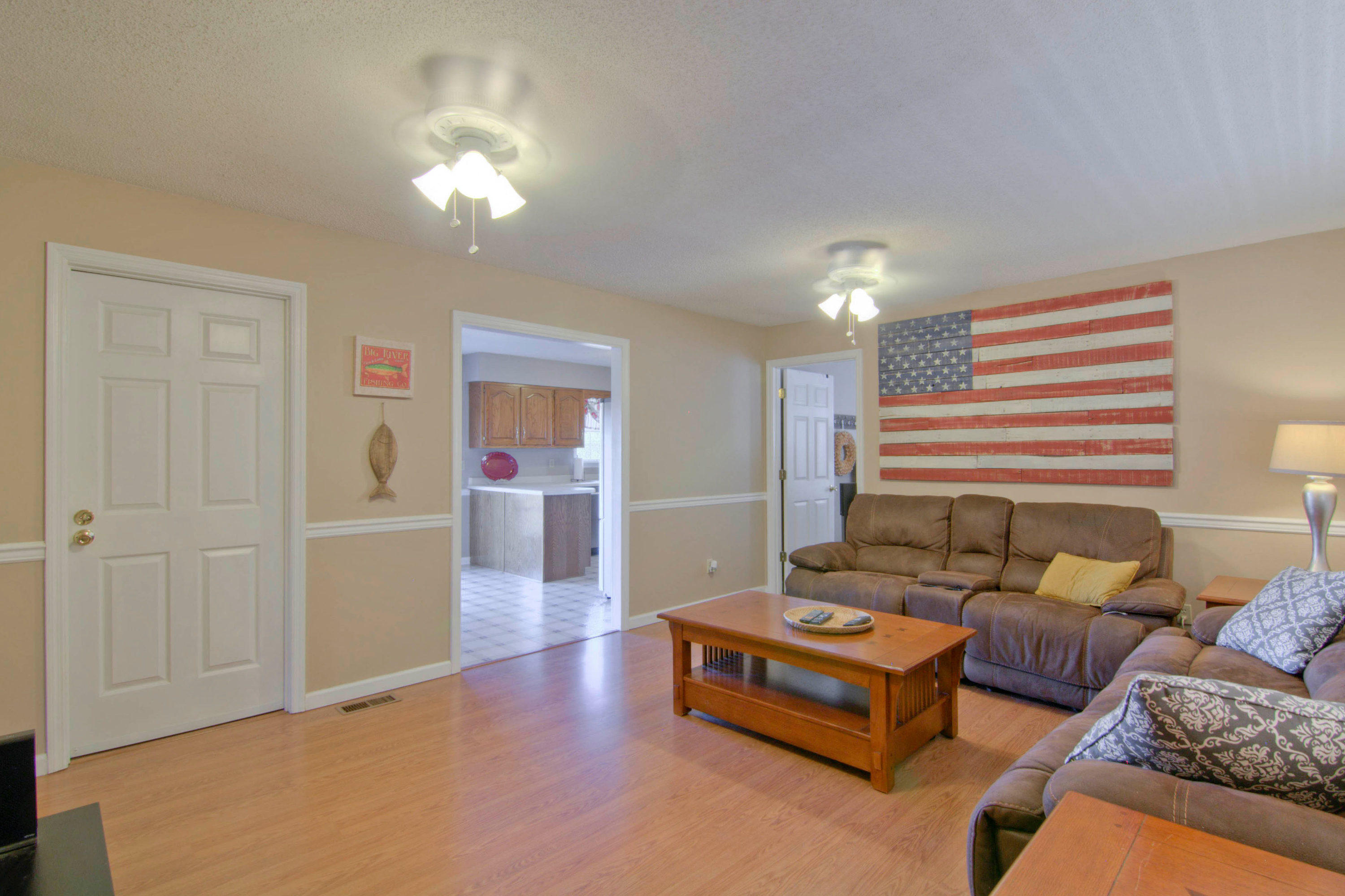 344 Peach Orchard Road Clinton, TN 37716 - Photo 3 of 30 344 Peach Orchard Rd Clinton-MLS_Size-00