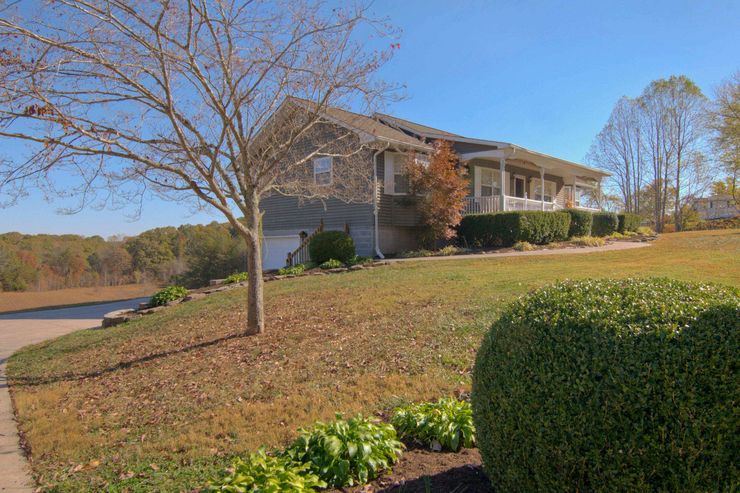 344 Peach Orchard Road Clinton, TN 37716 - Photo 23 of 30 344 Peach Orchard Rd Clinton-MLS_Size-03