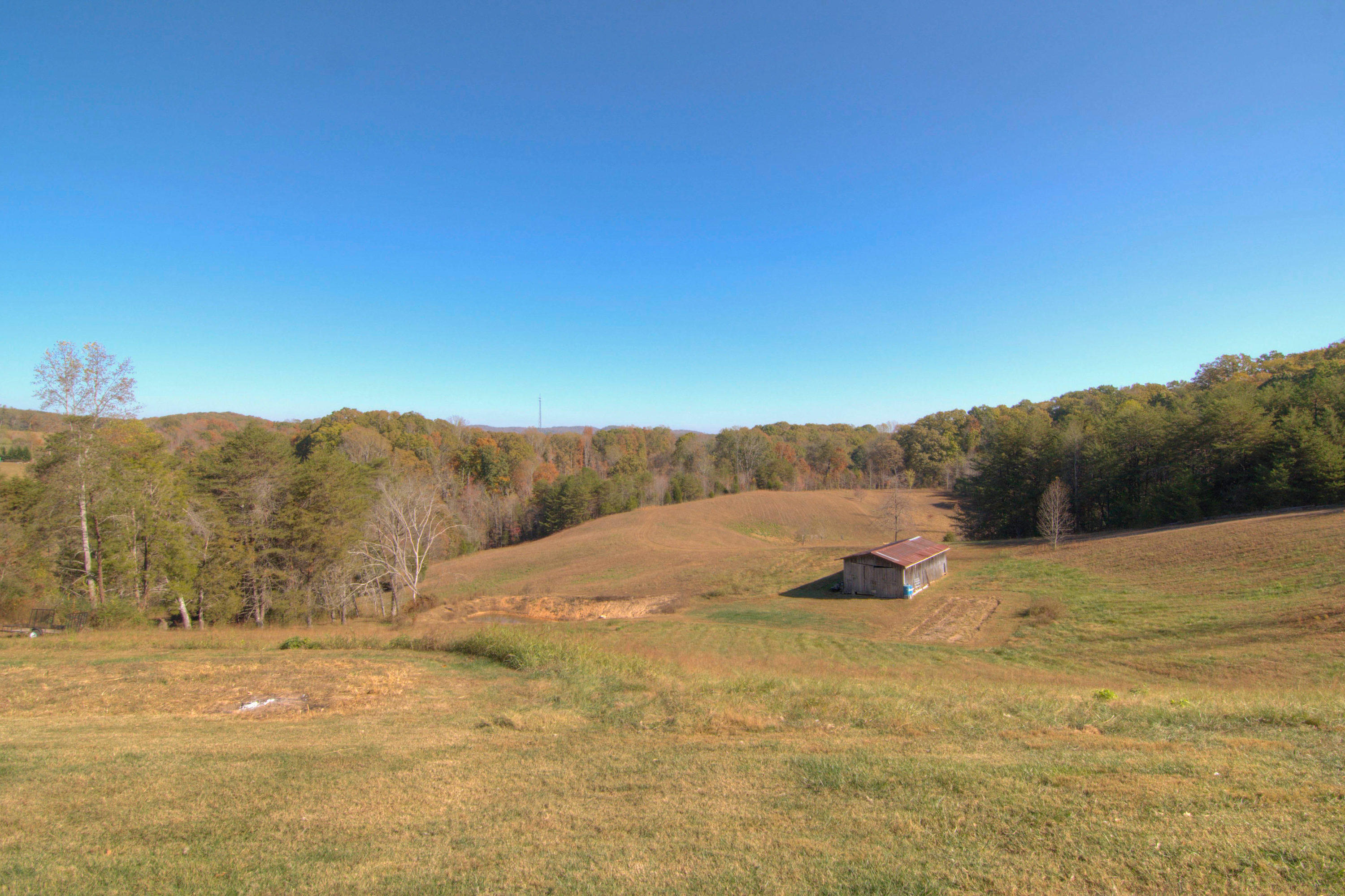 344 Peach Orchard Road Clinton, TN 37716 - Photo 26 of 30 344 Peach Orchard Rd Clinton-MLS_Size-03