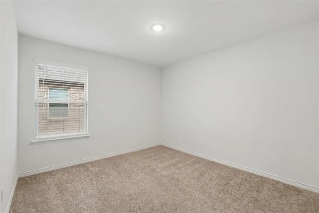 $2,200 | 6413 Windsor Lane, Aubrey, TX 76227