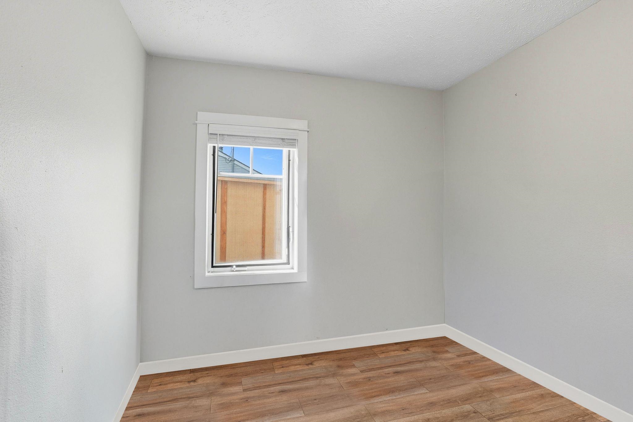 502 South Carnahan Road Spokane Valley, WA 99212 - Photo 12 of 29