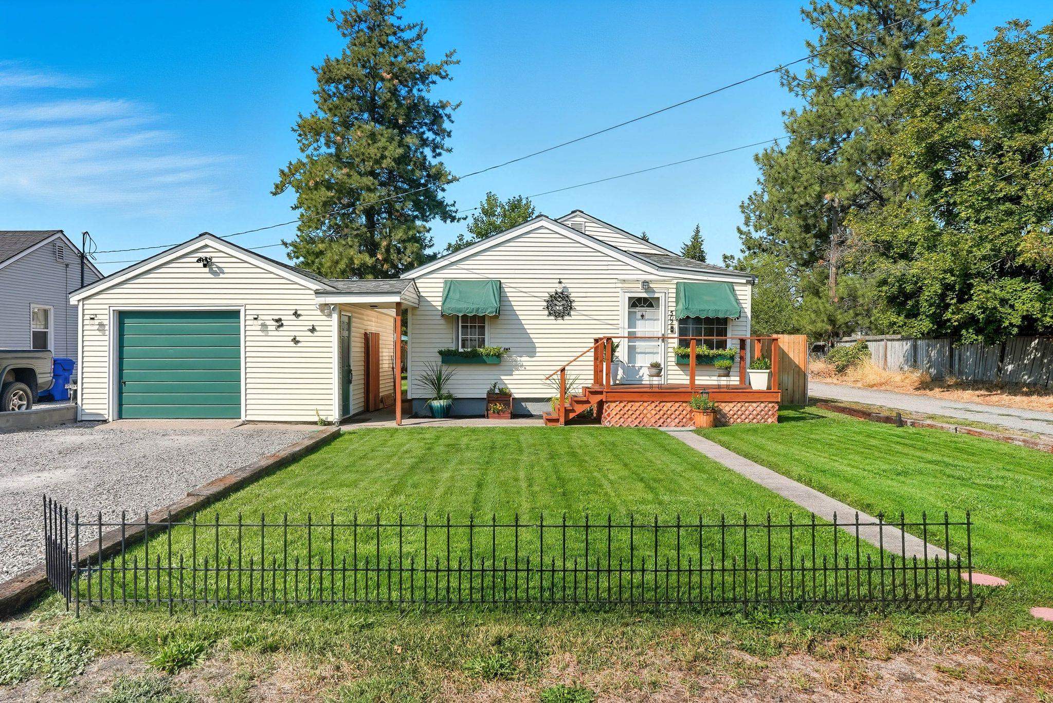 502 South Carnahan Road Spokane Valley, WA 99212 - Photo 3 of 29