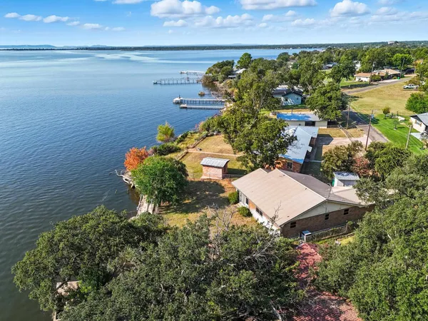 $359,000 | 601 Lakeshore Loop, Tow, TX 78672