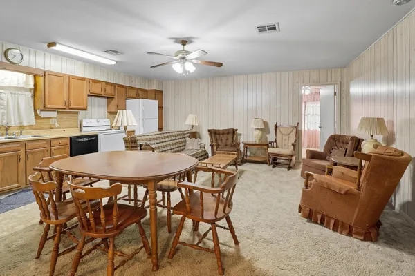 $359,000 | 601 Lakeshore Loop, Tow, TX 78672