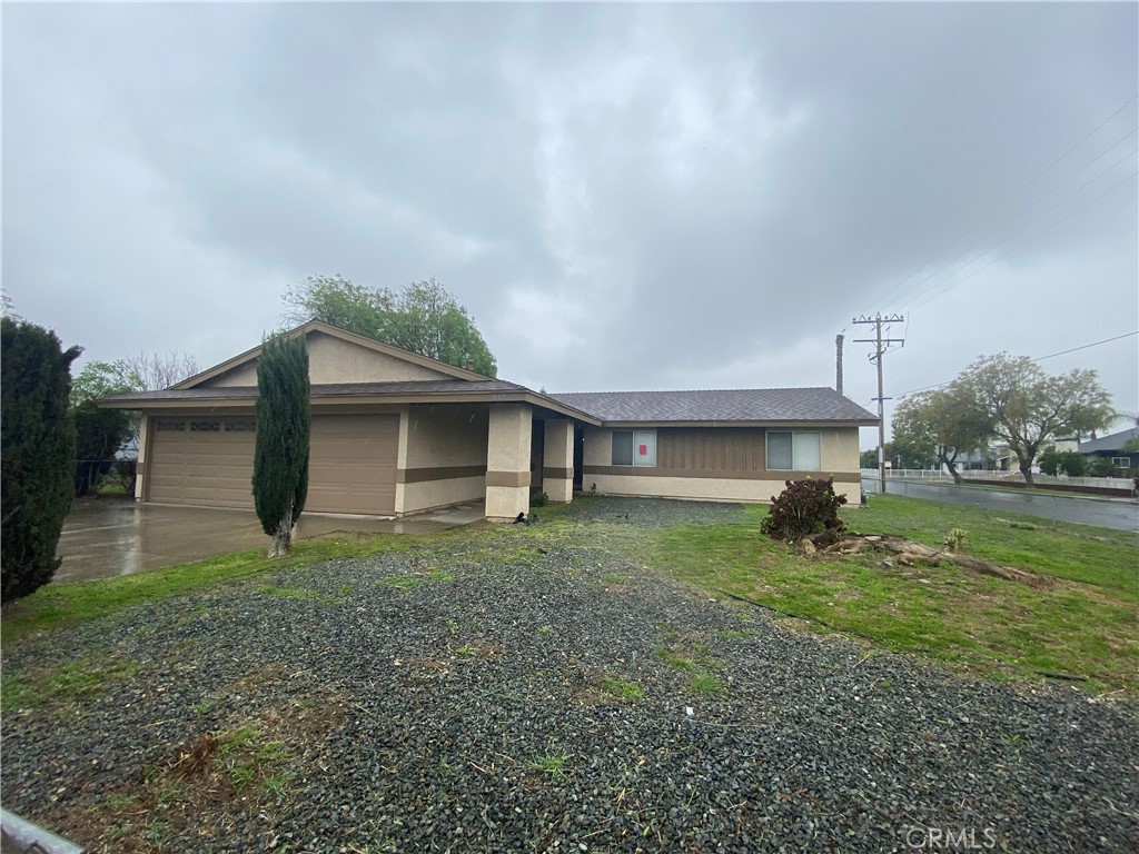 897 West Hawthorne Street Bloomington, CA 92316 - Photo 1 of 1