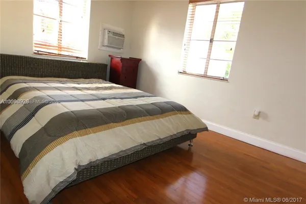 $2,200 | 619 Anastasia Avenue, Unit 4, Coral Gables, FL 33134