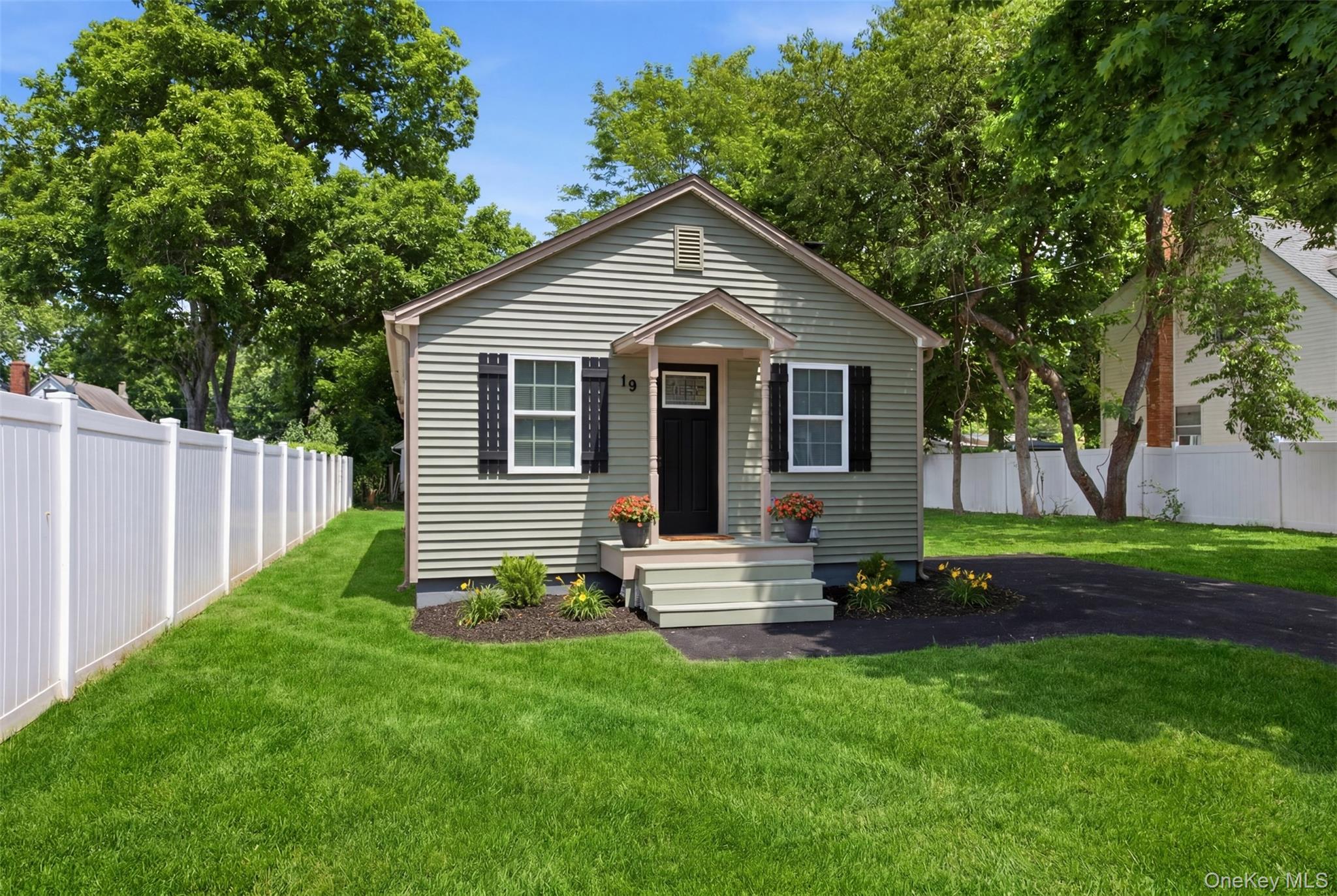 19 Lacrosse Road Mastic Beach, NY 11951 - Photo 1 of 26
