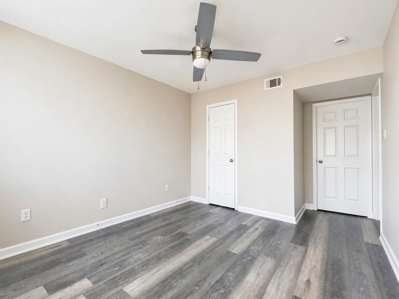 1824 Thonig Road, Unit 4 Houston, TX 77055 - Photo 15 of 21 Gallery Image 15