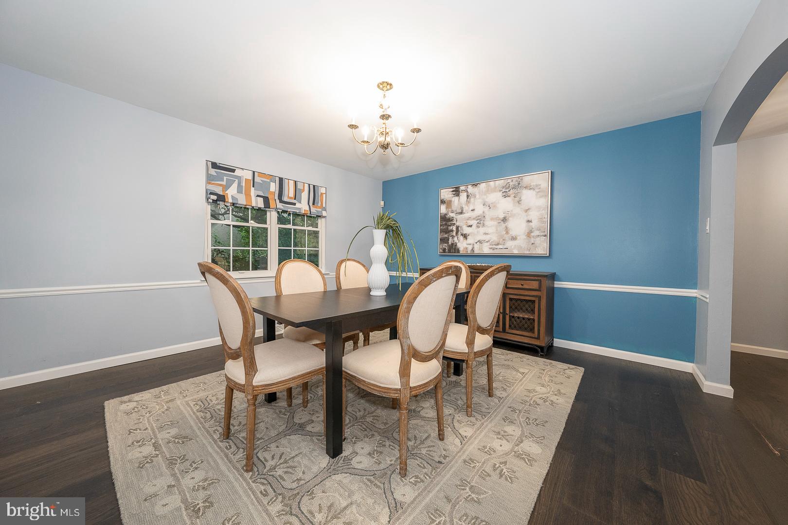 12 Raynham Road Merion Station, PA 19066 - Photo 8 of 39 Chair Rail Molding