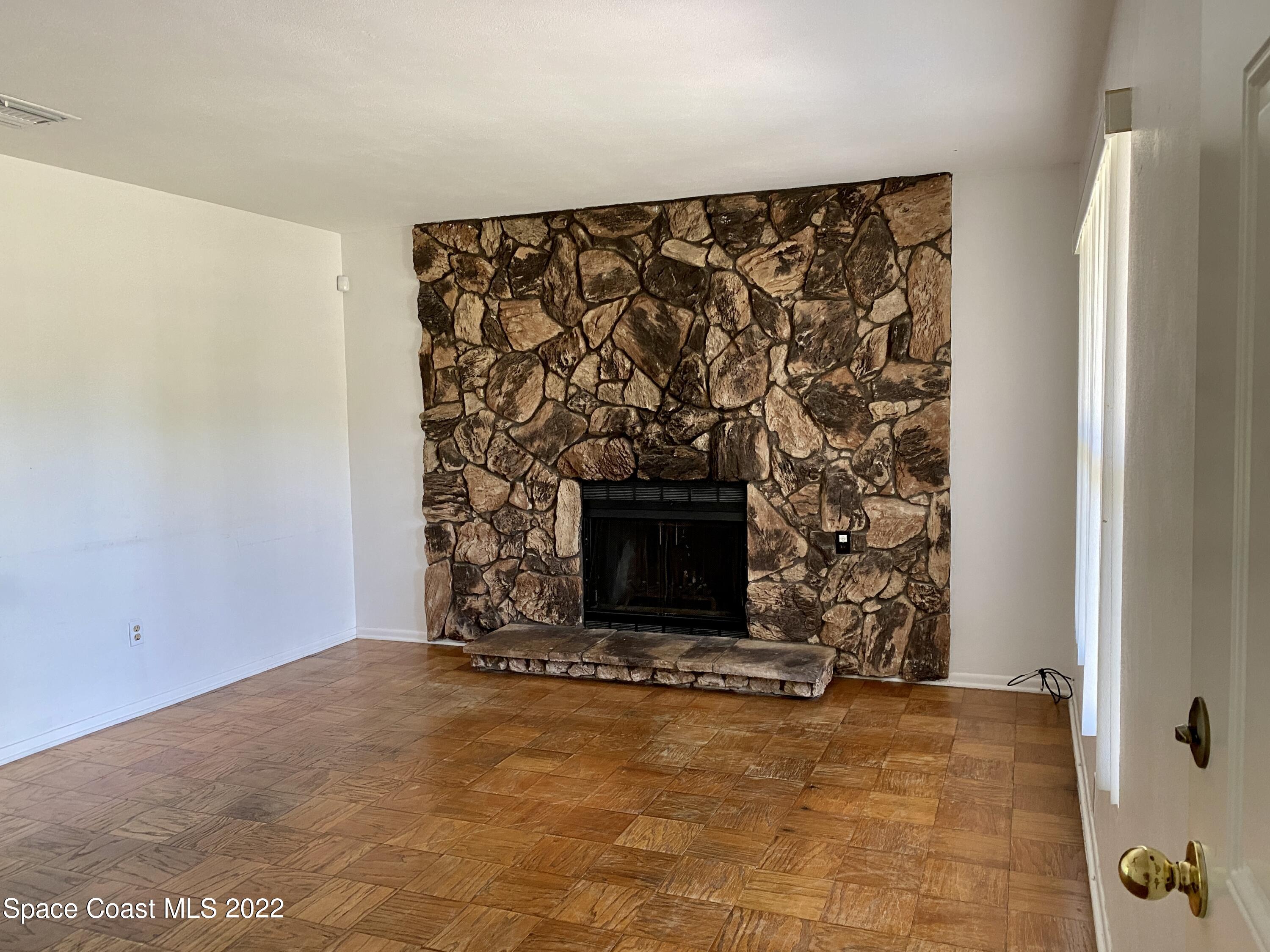 969 Macco Road Cocoa, FL 32927 - Photo 3 of 16 IMG_7999 (1)