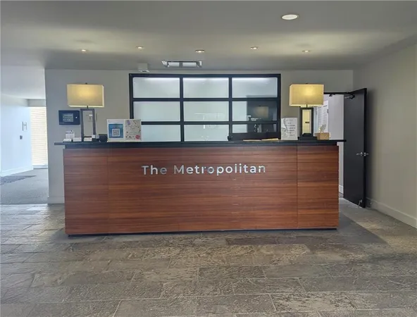 $162,500 | 600 East 8th Street, Unit 3T, Kansas City, MO 64106