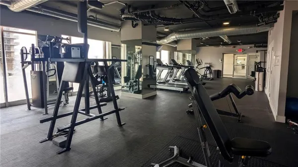 $162,500 | 600 East 8th Street, Unit 3T, Kansas City, MO 64106