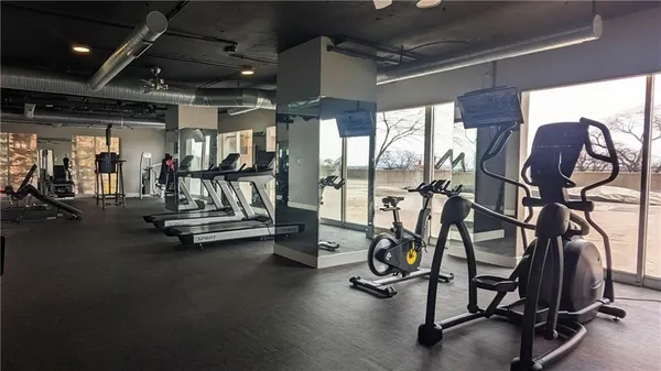 $162,500 | 600 East 8th Street, Unit 3T, Kansas City, MO 64106