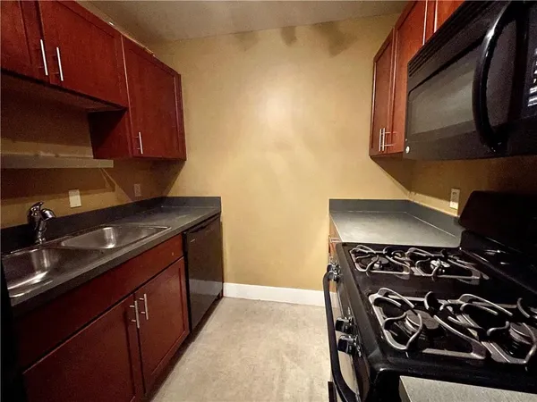 $162,500 | 600 East 8th Street, Unit 3T, Kansas City, MO 64106