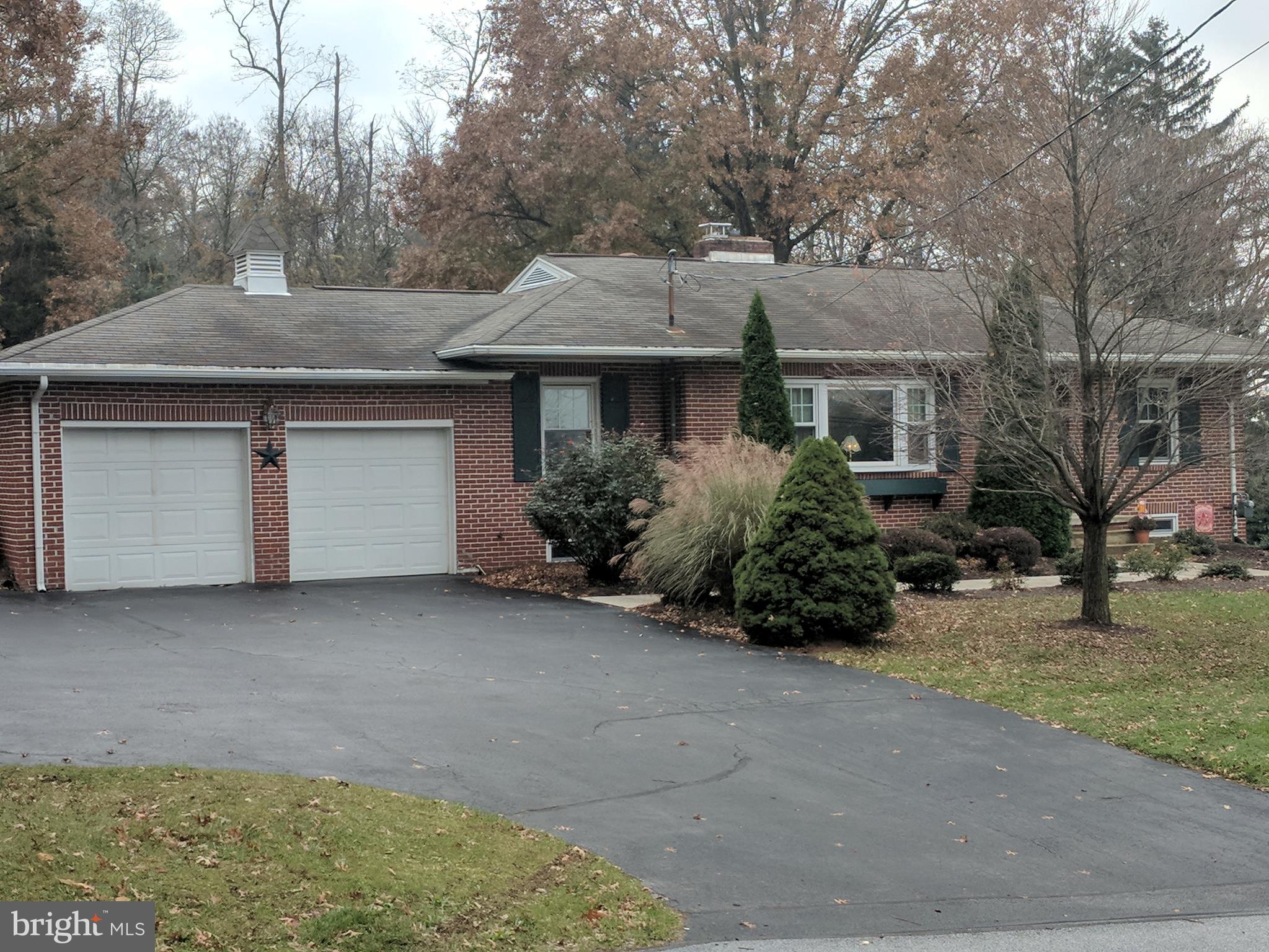 632 Locust Grove Road York, PA 17402 - Photo 1 of 35 Gallery Image 1