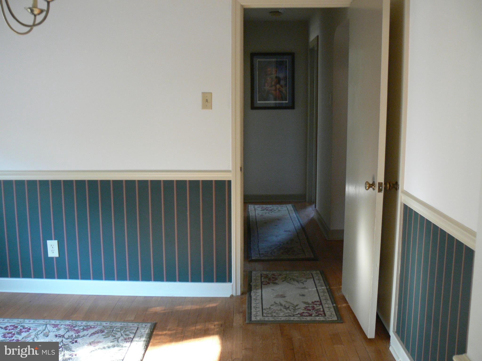 632 Locust Grove Road York, PA 17402 - Photo 13 of 35 Gallery Image 13
