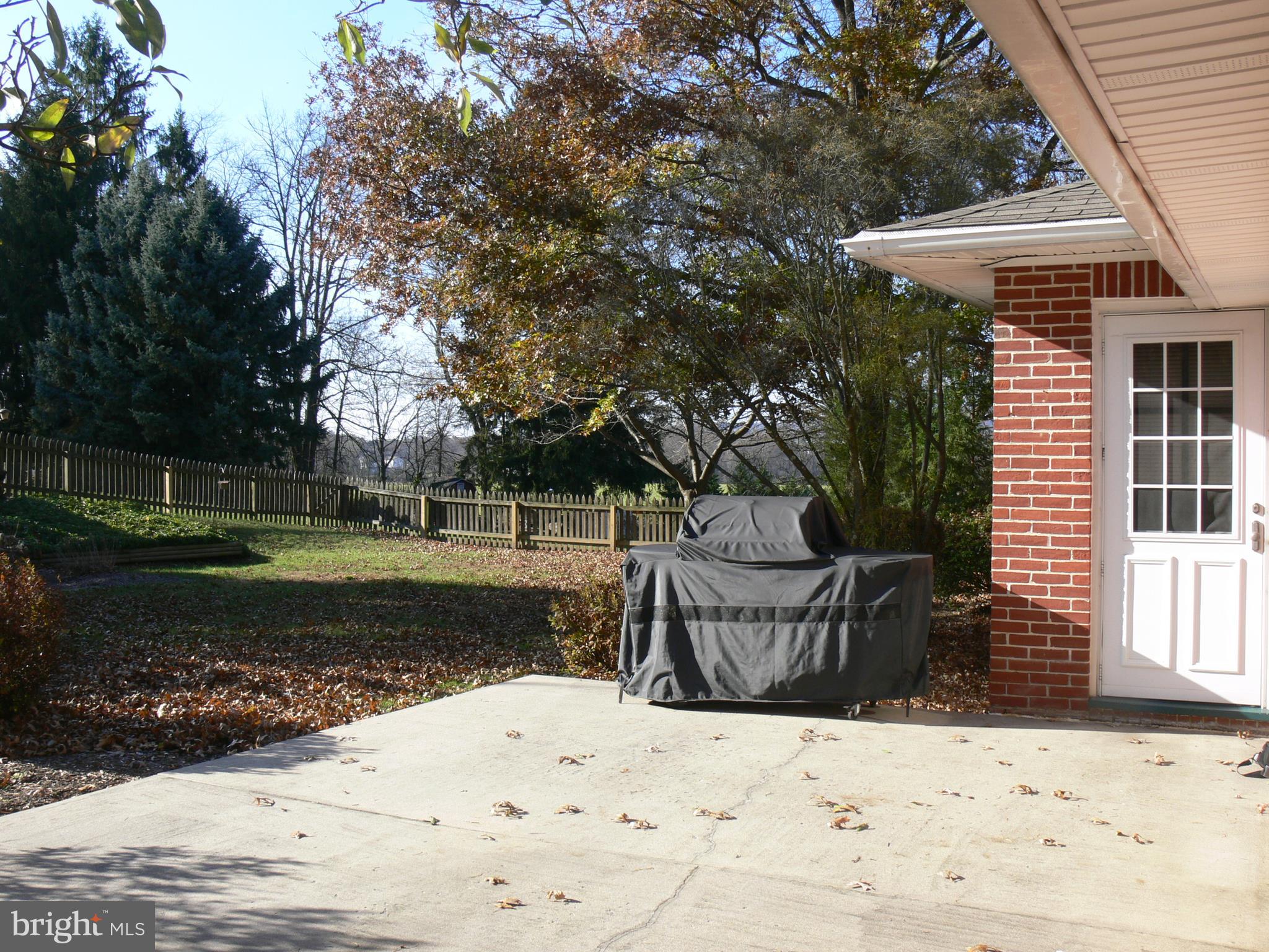 632 Locust Grove Road York, PA 17402 - Photo 29 of 35 Gallery Image 29
