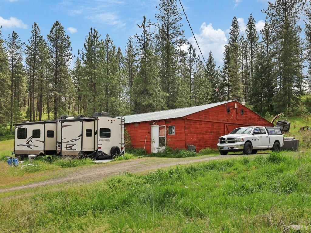 9215 Cheney Spokane Road Spokane, WA 99224 - Photo 20 of 40
