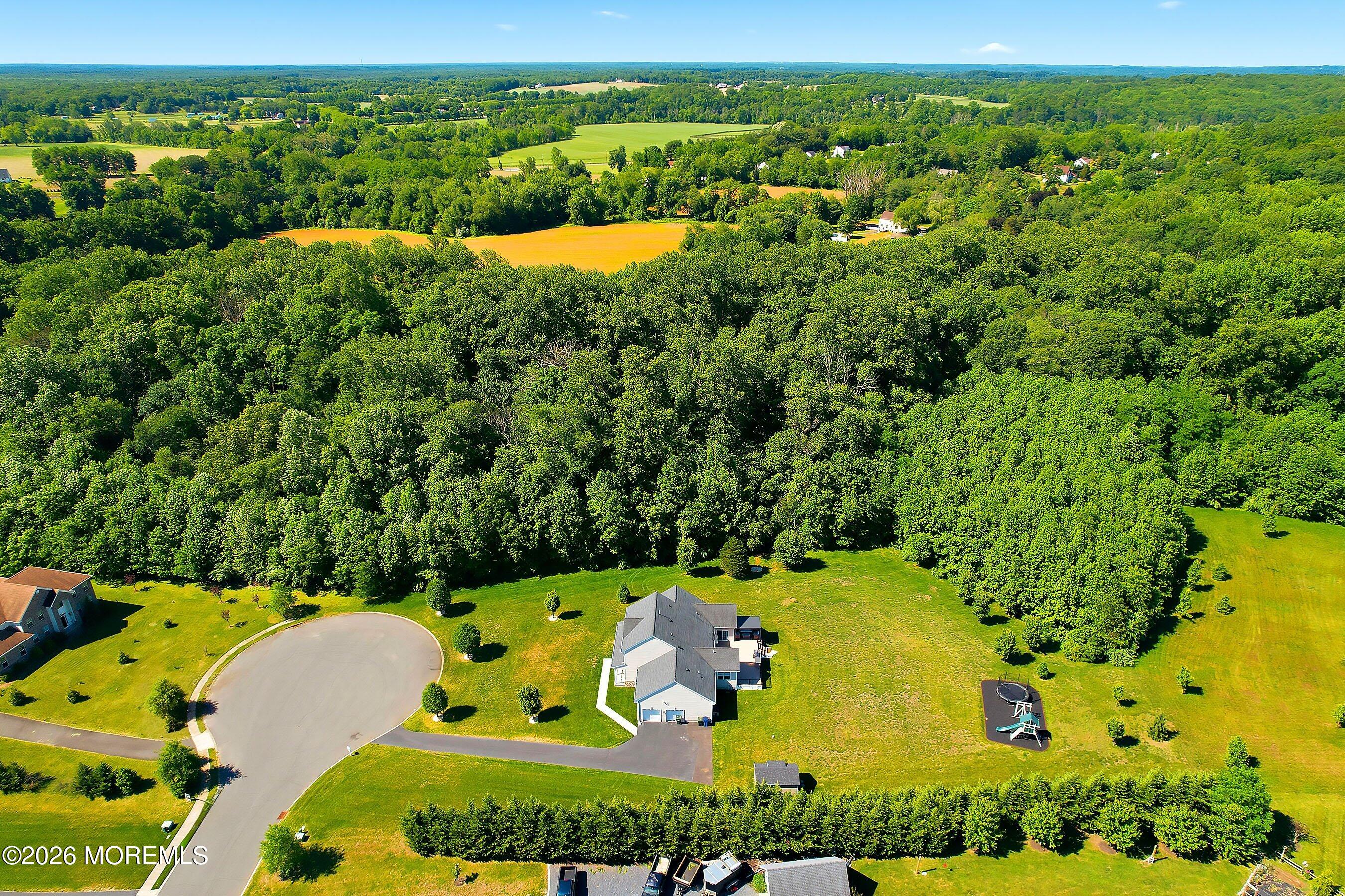 11 Rolling Meadows Court Cream Ridge, NJ 08514 - Photo 32 of 38 38-Right
