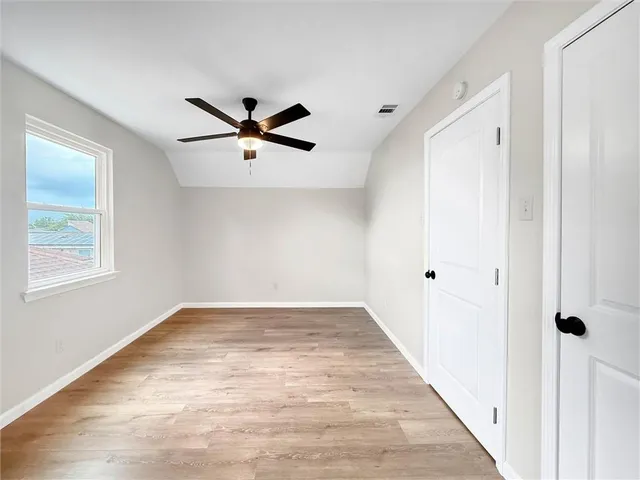 $2,400 | 2733 West Friendship Drive, Harvey, LA 70058