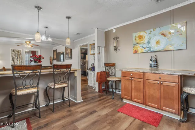 $337,500 | 1112 Robinson Street, Ocean Springs, MS 39564