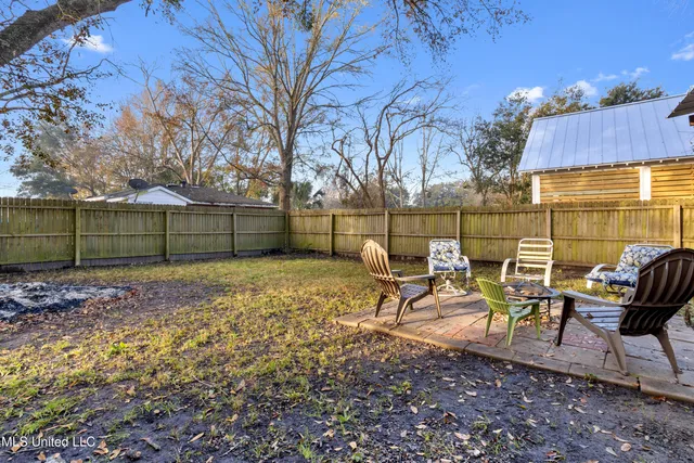 $337,500 | 1112 Robinson Street, Ocean Springs, MS 39564