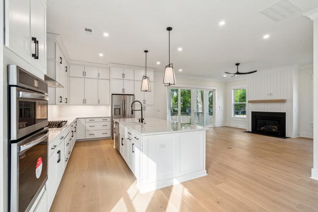 $1,075,000 | 3651 B Pandora Drive, Mount Pleasant, SC 29466