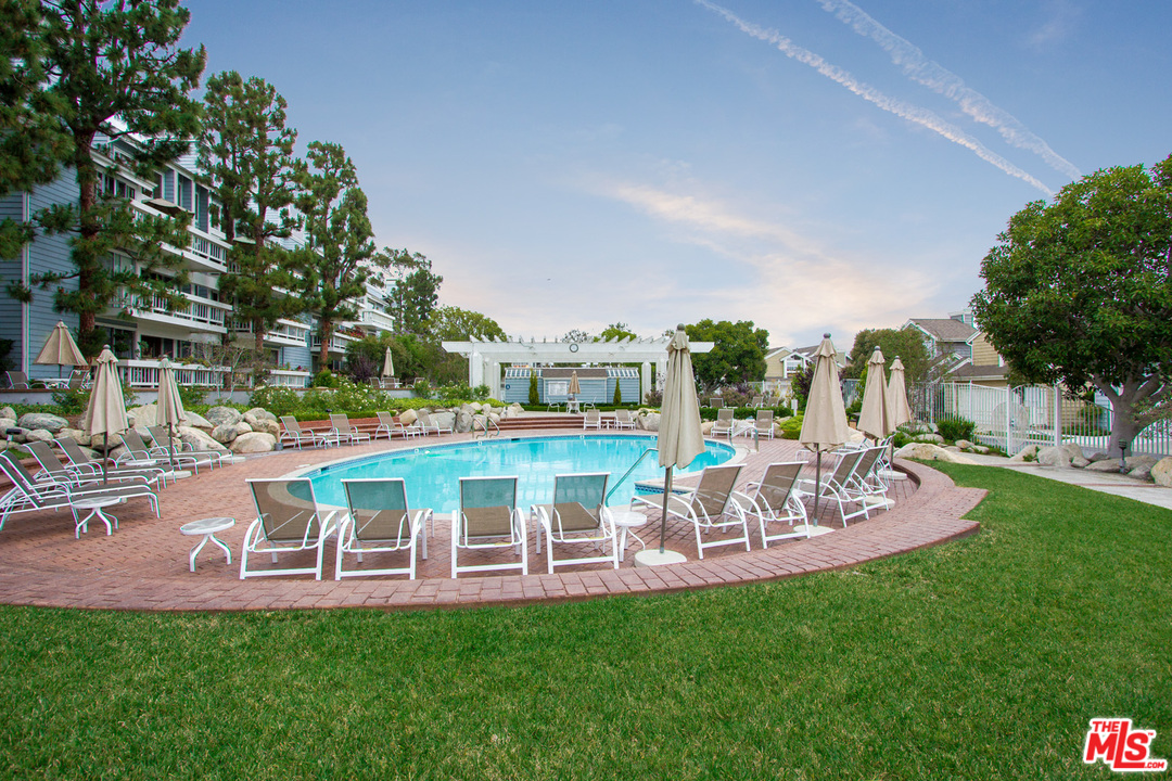13082 Mindanao Way, Unit 58 Marina del Rey, CA 90292 - Photo 25 of 28