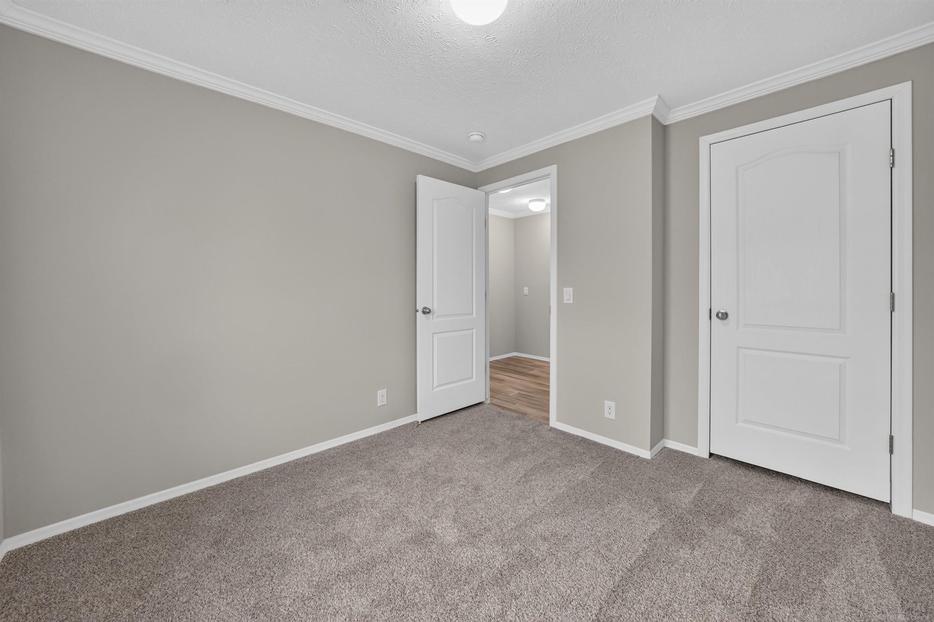 262 Riviera Drive Lapeer, MI 48446 - Photo 13 of 16 50212183-54701c9a-b875-42b4-b699-66ba34d56c33.JPG