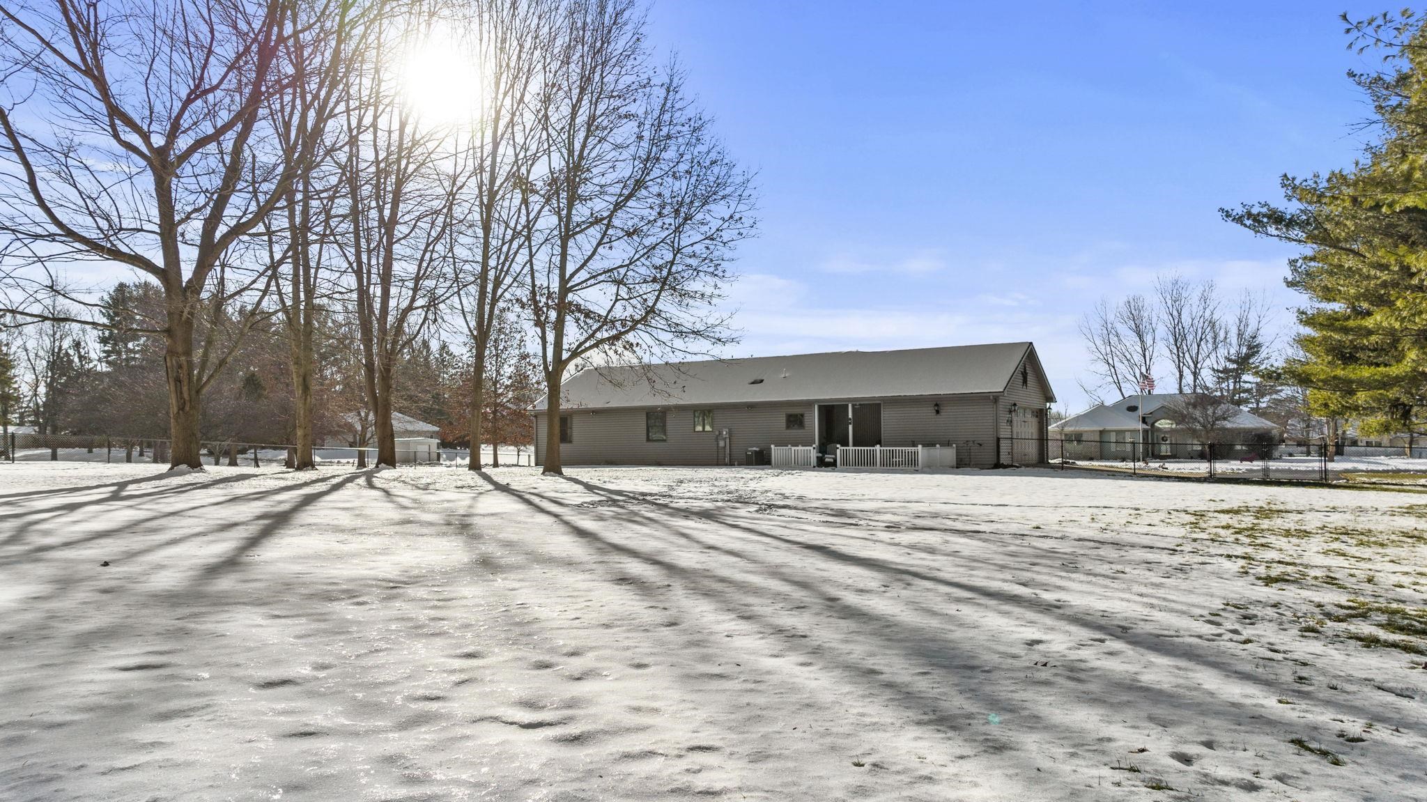 1025 West Gump Road Fort Wayne, IN 46845 - Photo 9 of 35 Gallery Image 9