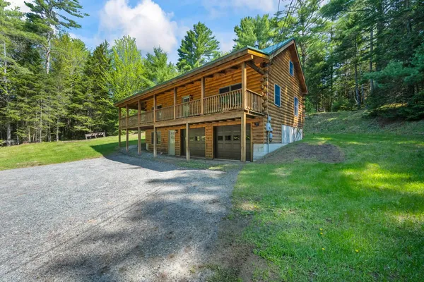 $489,000 | 81 Pine Valley Road, Bethlehem, NH 03574