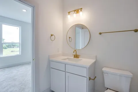 $650,000 | 247 Silver Lakes Drive, Sunset, TX 76270