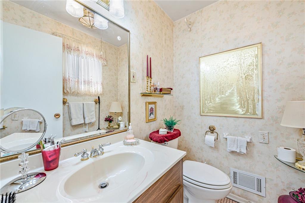247 High Street Irwin, PA 15642 - Photo 12 of 29 Gallery Image 12